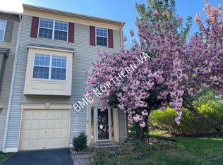 865 Tall Oaks Sq SE, Leesburg, VA 20175