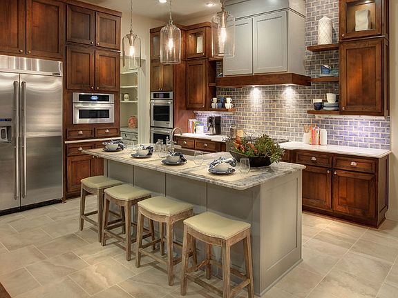 The Colinas II Kitchen