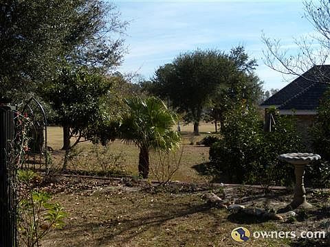 Side yard / Golf course view