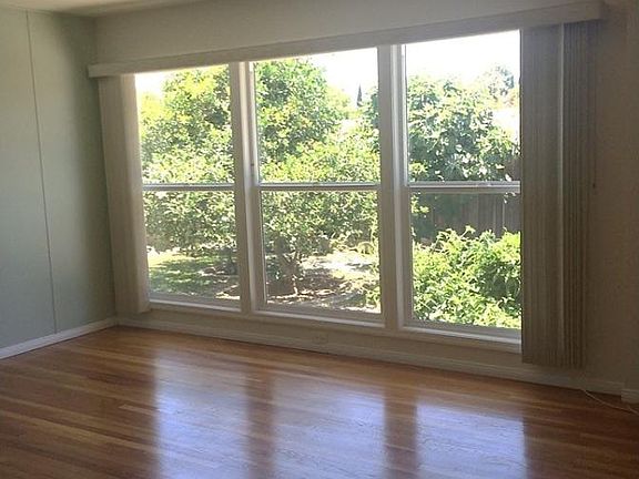 3rd image of 7901 Driscoll Ave