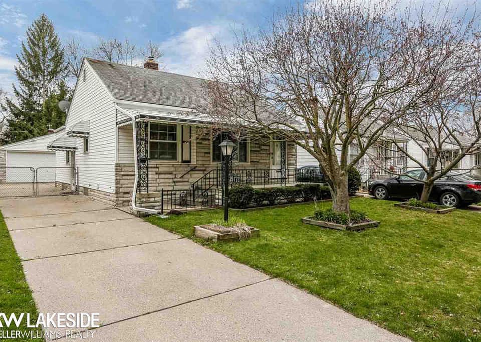 1st image of 19172 Woodcrest St