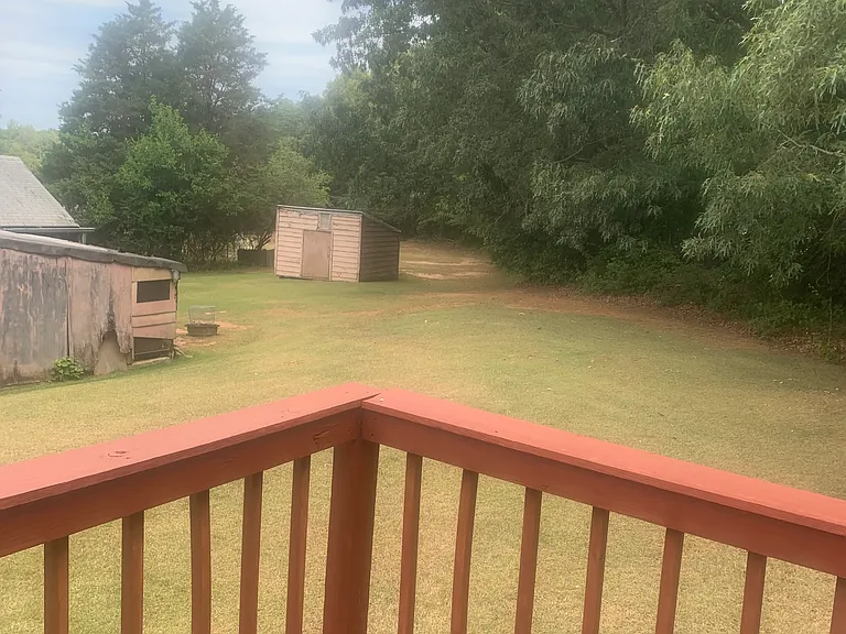 back yard with nice deck