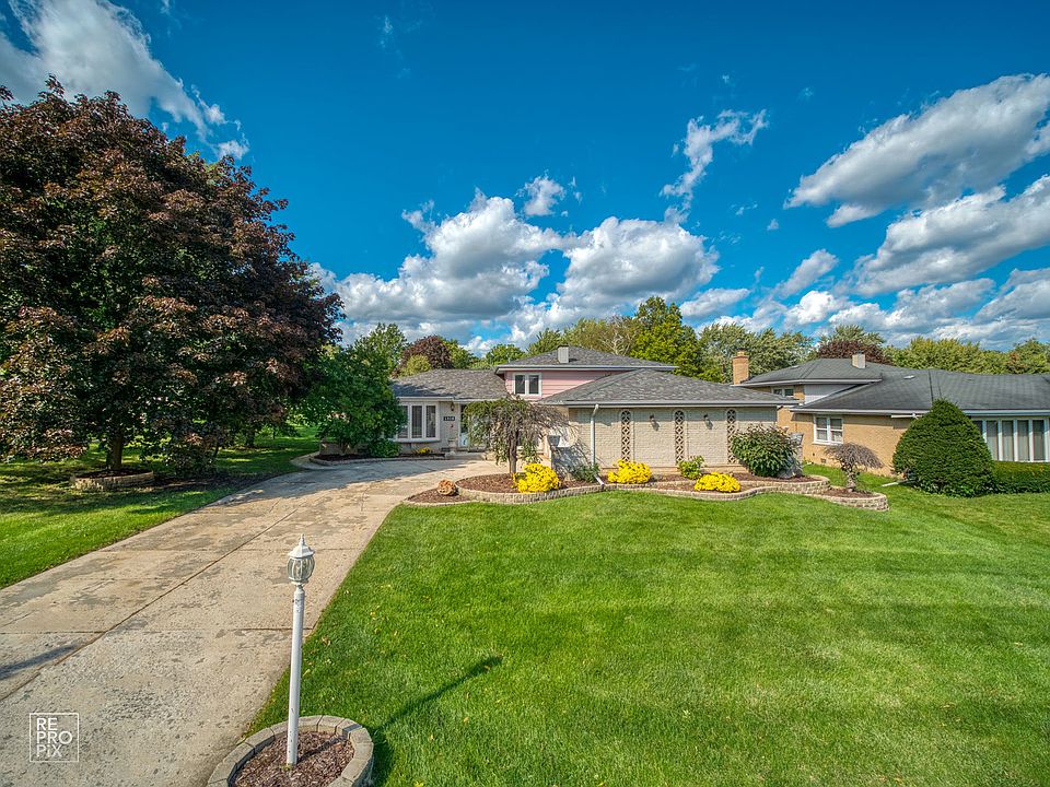 1st image of 1318 Iroquois Ln