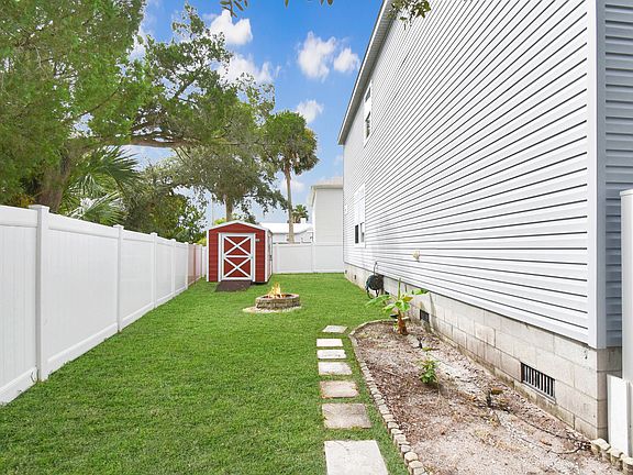 5th image of 195 Cabeza St