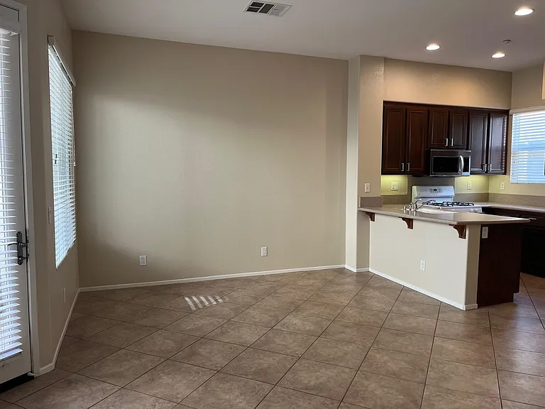 Kitchen/Living Room