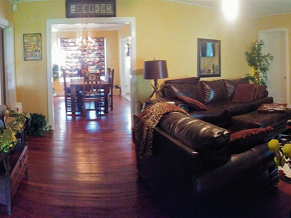 3rd image of 808 Glenmar Ave
