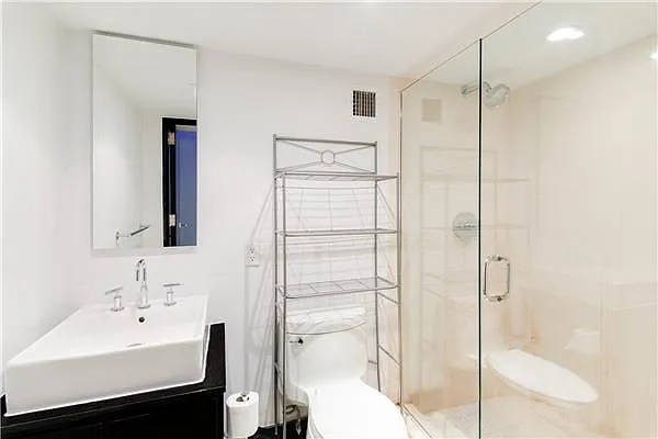 Rented by Keller Williams NYC | media 8