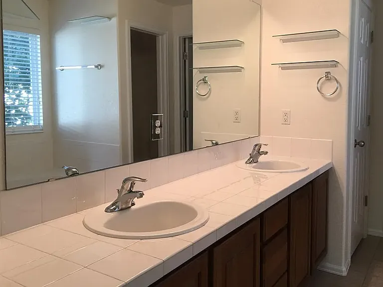 1619 Mountain Dr — Photo 14