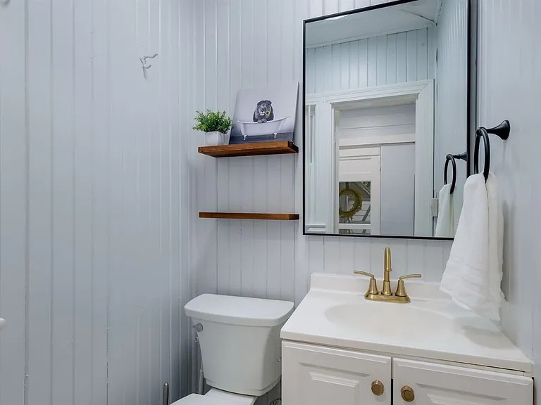 422 Pershing Ave #A — Photo 9