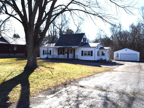 1804 Bloomington Rd, East Peoria, IL 61611