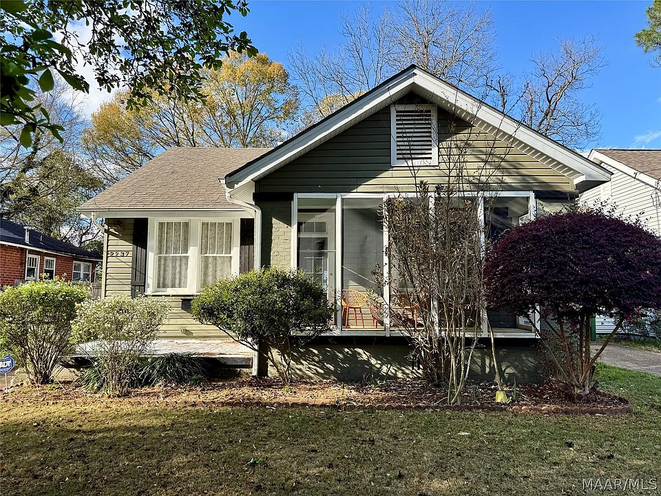 1st image of 2237 Winona Ave