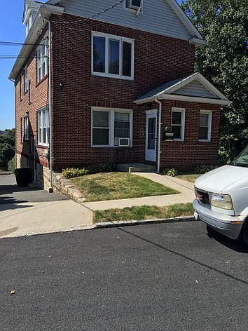 1st image of 309 Glenhill Ave