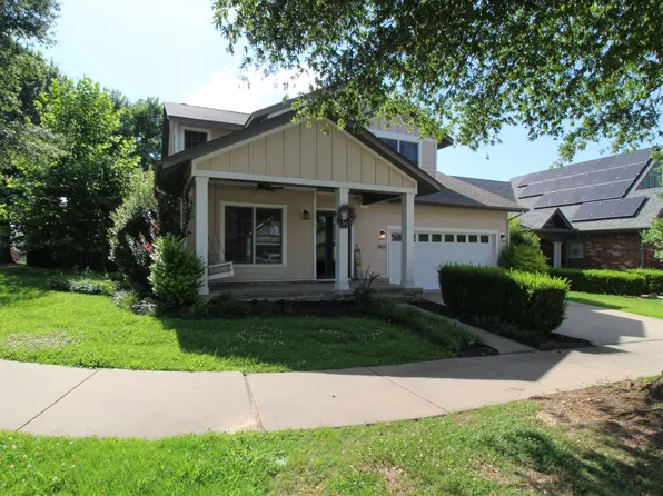 1401 NE Dysart Woods Ln, Bentonville, AR 72712