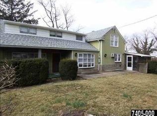 936 Greenbriar Rd, York, PA 17404