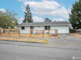 1905 E Belair Drive, Mount Vernon, WA 98273