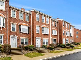 59 Breakwater Dr UNIT 59, Chelsea, MA 02150