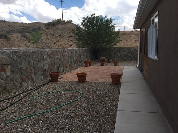 Patio off covered patio