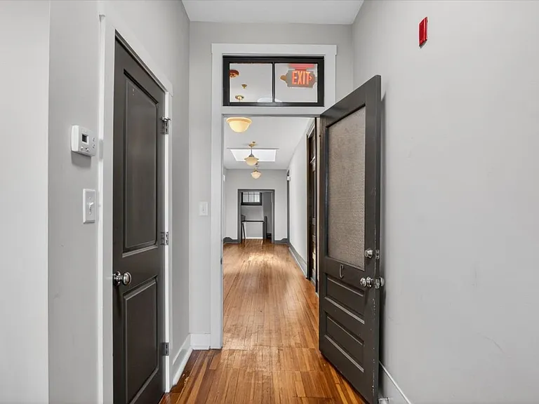 206 S Garnett St — Photo 2