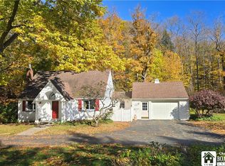 3194 Whitaker Rd, Fredonia, NY 14063