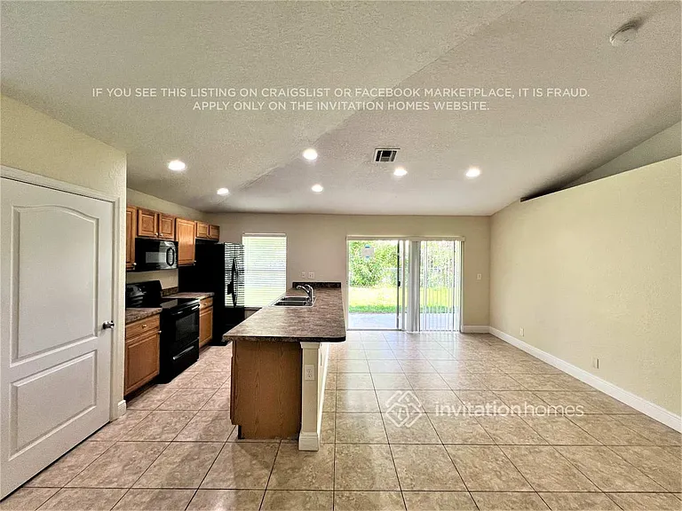 2611 Alexander Ave — Photo 7