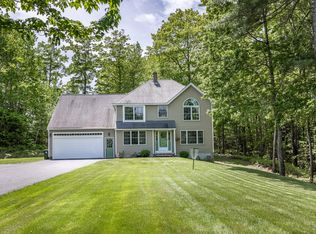 39 Wedgewood Dr, Saco, ME 04072