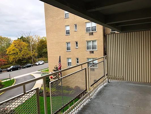 Rented by Prime Realty | media 13