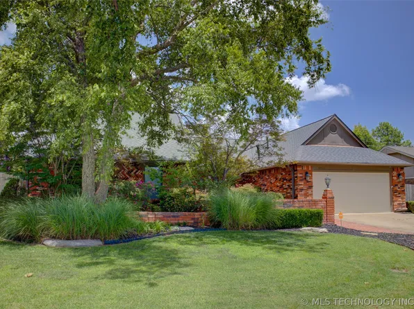 6921 E 86th Pl, Tulsa, OK 74133