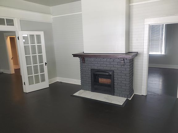 Living Area 2