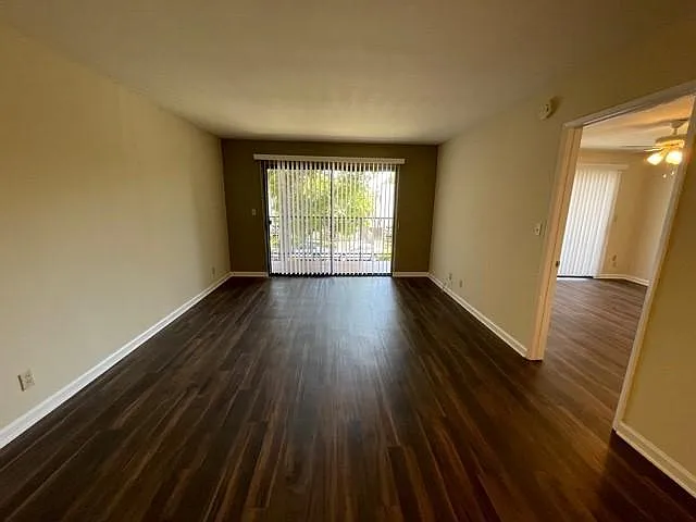 Living Area, Option 2
Balcony in some units