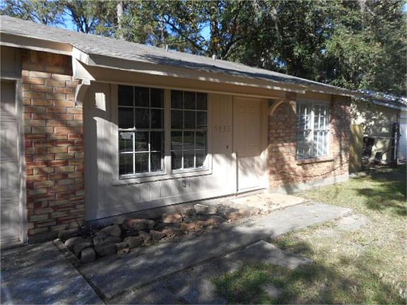 3rd image of 9931 Valley Wind Dr