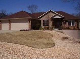 15 Hopeman Ln, Bella Vista, AR 72715