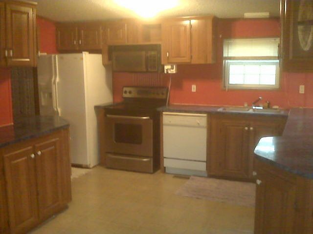 2nd image of 665 Hobbs Reesor Rd