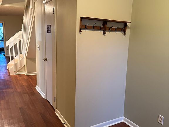 4th image of 8591 Sturbridge Cir E