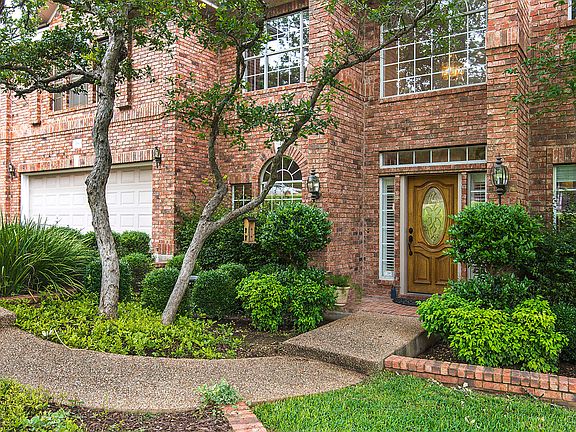2nd image of 10607 Skyflower Dr