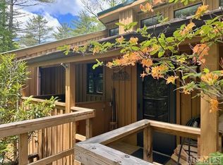 20 Chatterbox Way #8-A, Sapphire, NC 28774