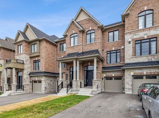 38 Elkington Cres, Whitby, ON L1P0L7