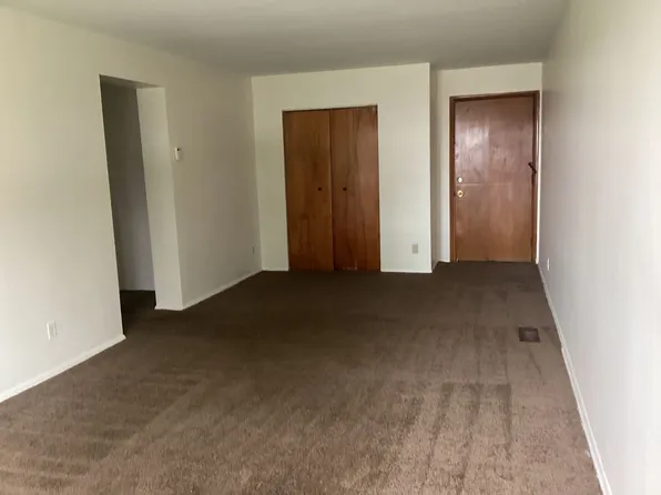 Greenbriar, 22250 Euclid Ave #Gw-01, Euclid, OH 44117