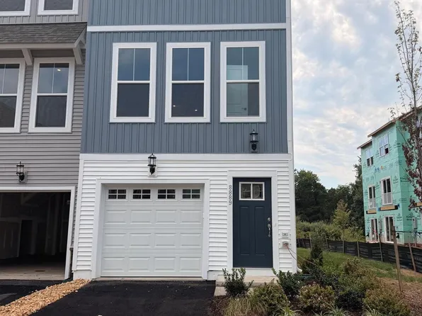 8889 Queensferry Rd, Manassas, VA 20112