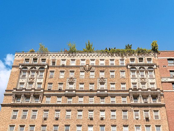 4th image of 24 5th Ave APT 1610