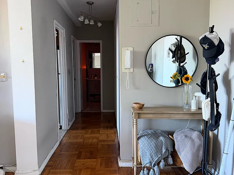10 Lake St — Photo 7