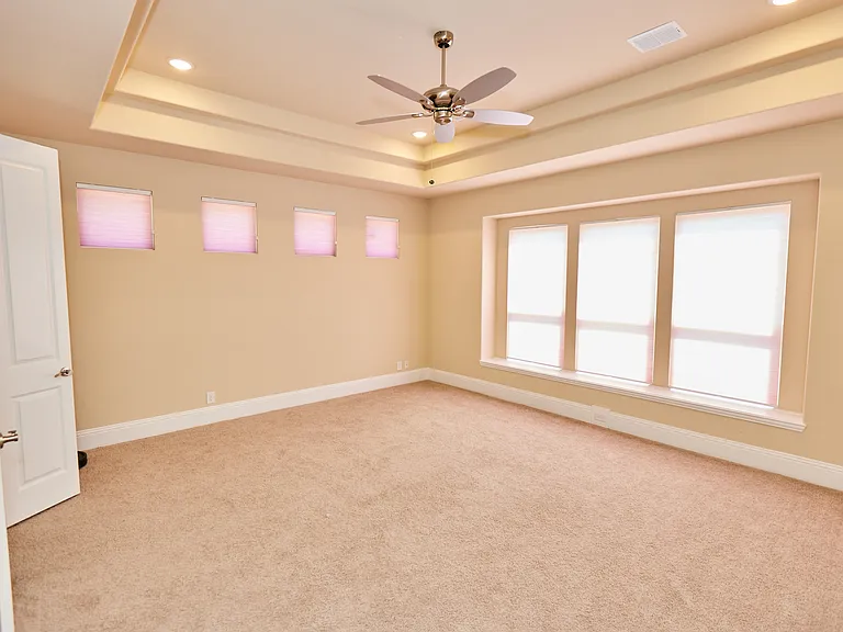 1460 Waterton Dr — Photo 13