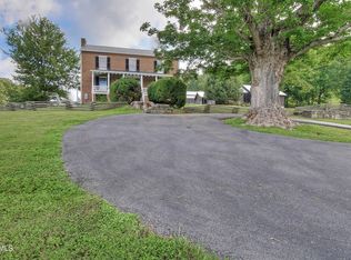 4368 Bloomingdale Rd, Kingsport, TN 37660
