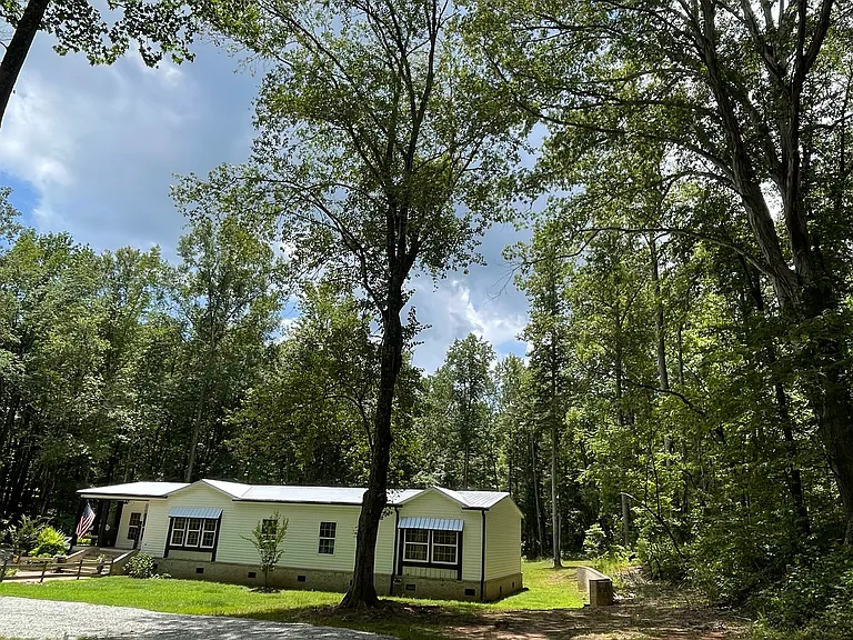 424 Old Jones Rd — Photo 25