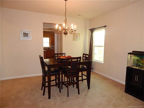 5th image of 4437 Roundwood Ct