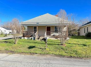 408 West St, Thomasville, NC 27360