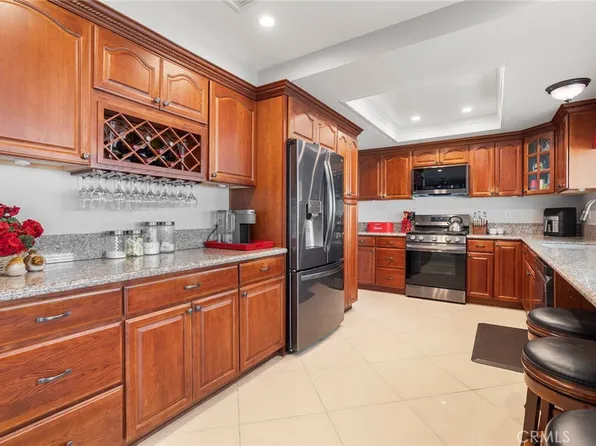 2559 Sandpebble Ln, Brea, CA 92821