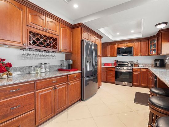 2559 Sandpebble Ln, Brea, CA 92821