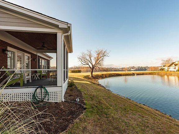 4th image of 1545 Heritage Landing Dr #23
