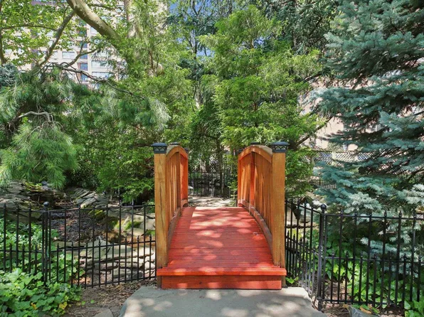 10 Huron Avenue image 32 of 37