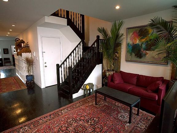 3rd image of 261 W 137th St #3